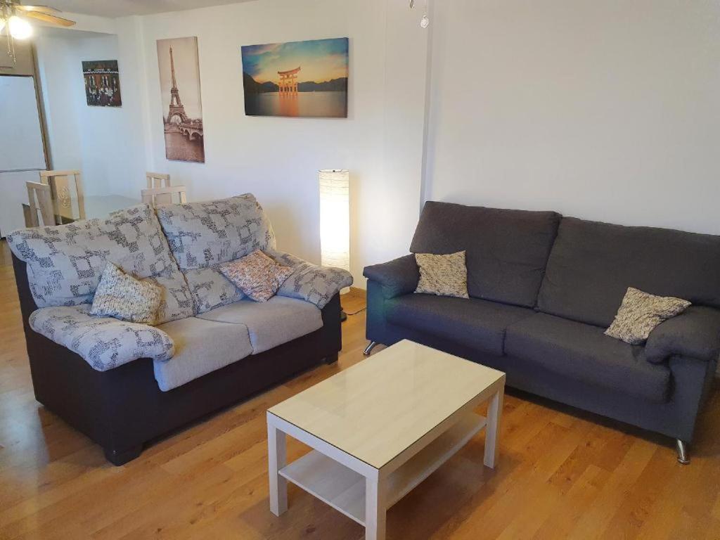 3F, Aire Acondic, 80M2, 2 Dormitorios, 4 Huespedes, Wifi Gratis Ла-Линеа-де-ла-Консепсьон Экстерьер фото
