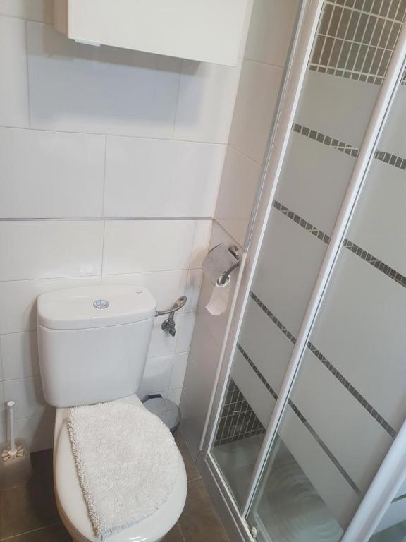3F, Aire Acondic, 80M2, 2 Dormitorios, 4 Huespedes, Wifi Gratis Ла-Линеа-де-ла-Консепсьон Экстерьер фото